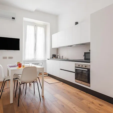 Elegant Haven Re Di Roma By Hostand Apartment Exterior photo