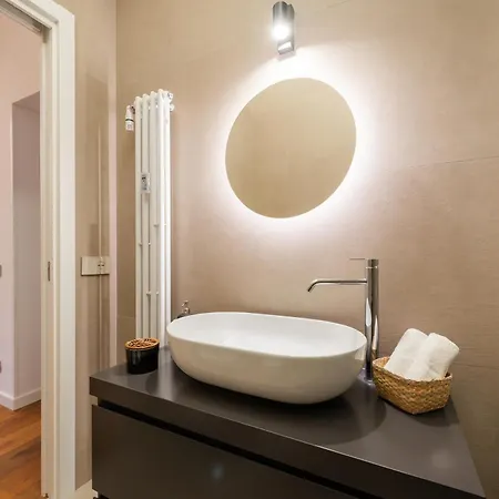 Elegant Haven Re Di Roma By Hostand Apartment Exterior photo