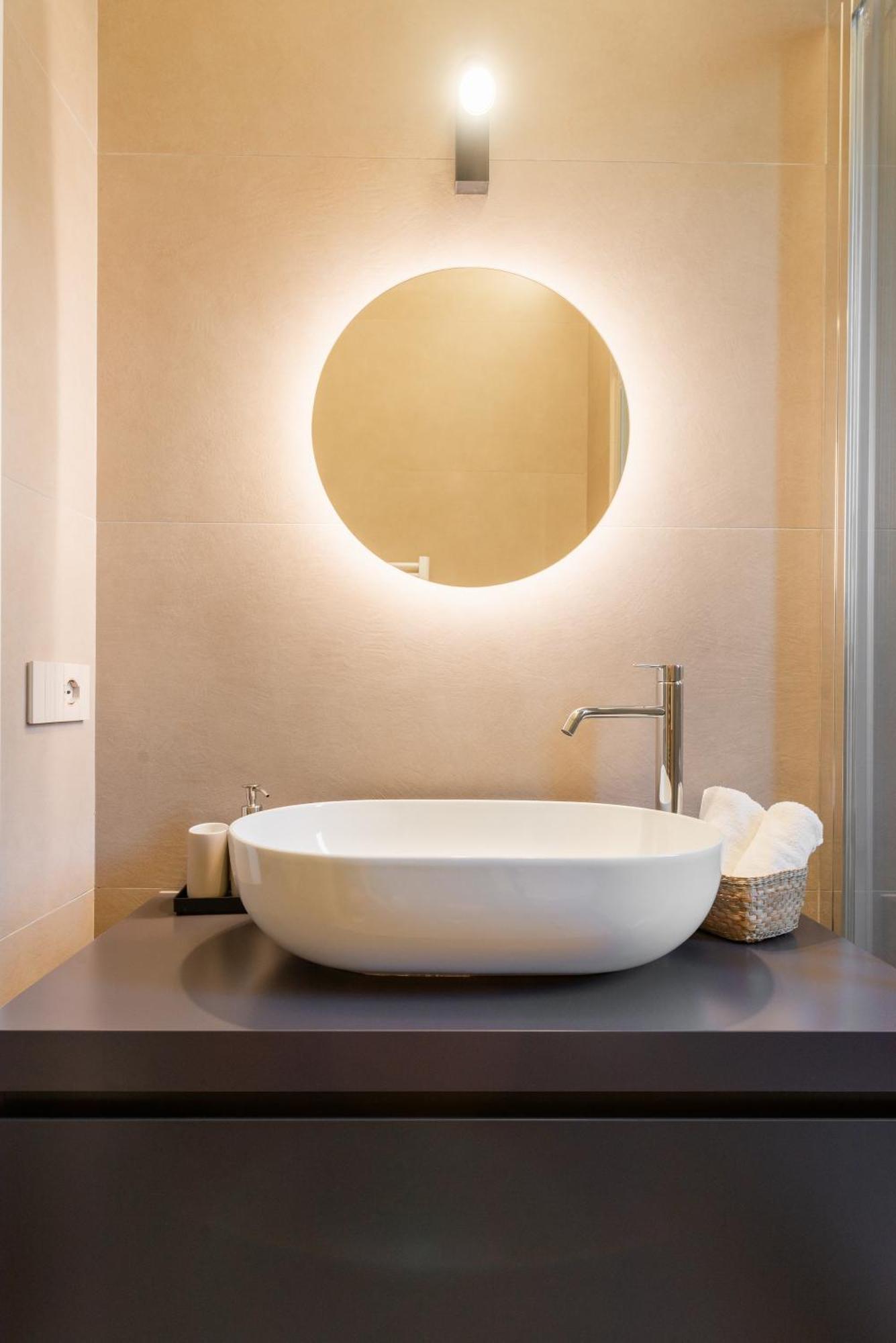 Elegant Haven Re Di By Hostand